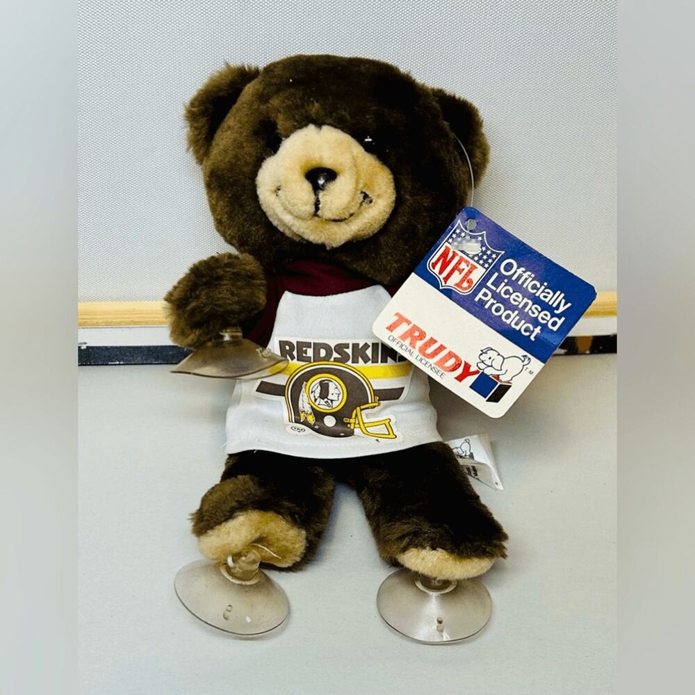 Vintage 1983 Washington Redskins Plush Window Bear Trudy NFL Suction Cups Tags